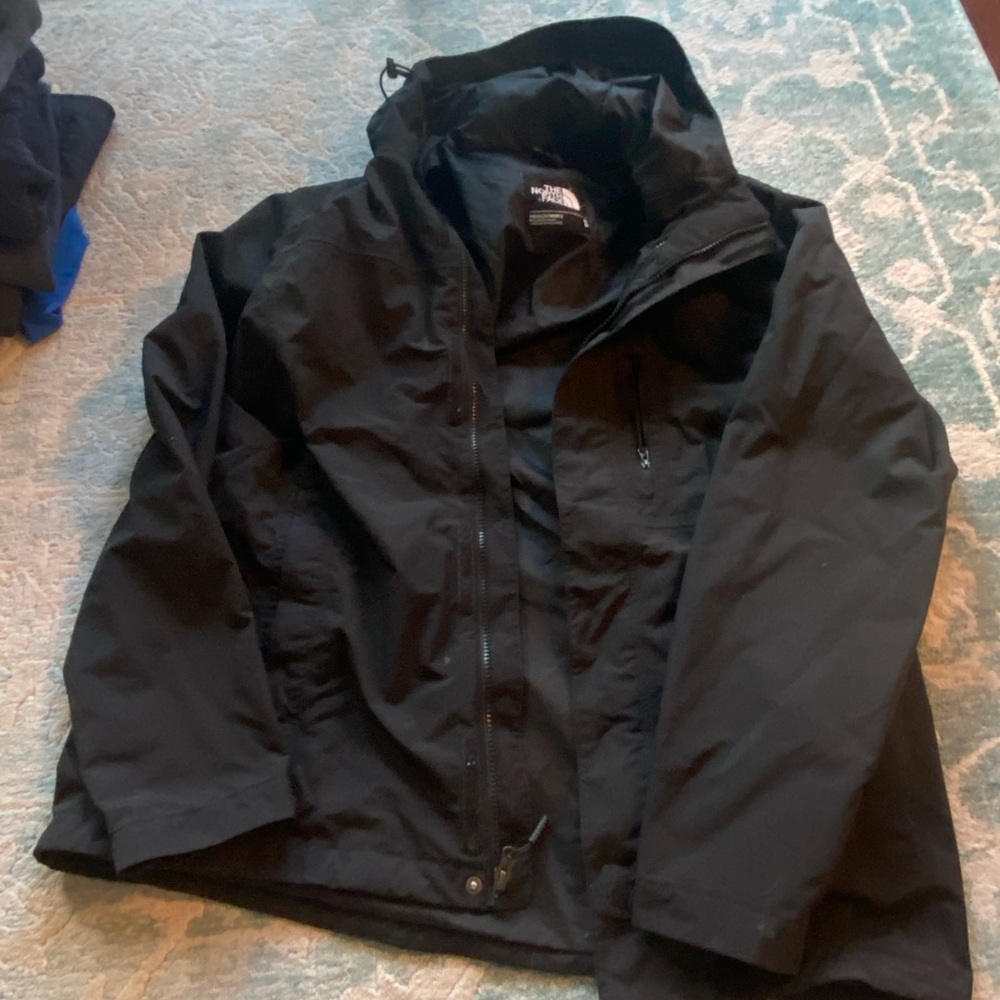 Men’s Black Northface Wind Breaker